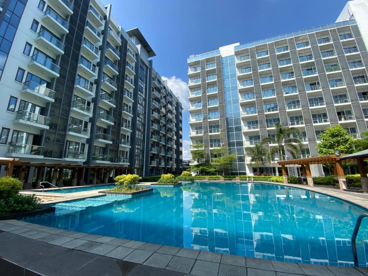 Cozyvilla At 81 Newport Blvd Walk To Naia T3 Marriott & Resorts World Casino & Newport Mall For 5 Pax Free Parking!!!! Pasay Exterior photo