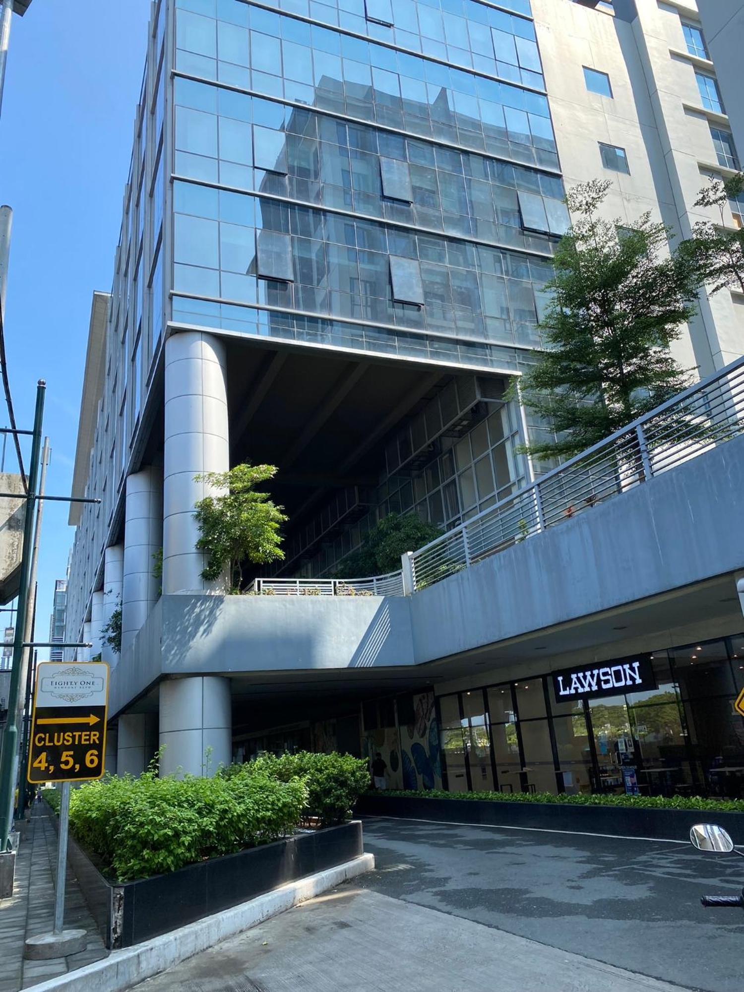 Cozyvilla At 81 Newport Blvd Walk To Naia T3 Marriott & Resorts World Casino & Newport Mall For 5 Pax Free Parking!!!! Pasay Exterior photo